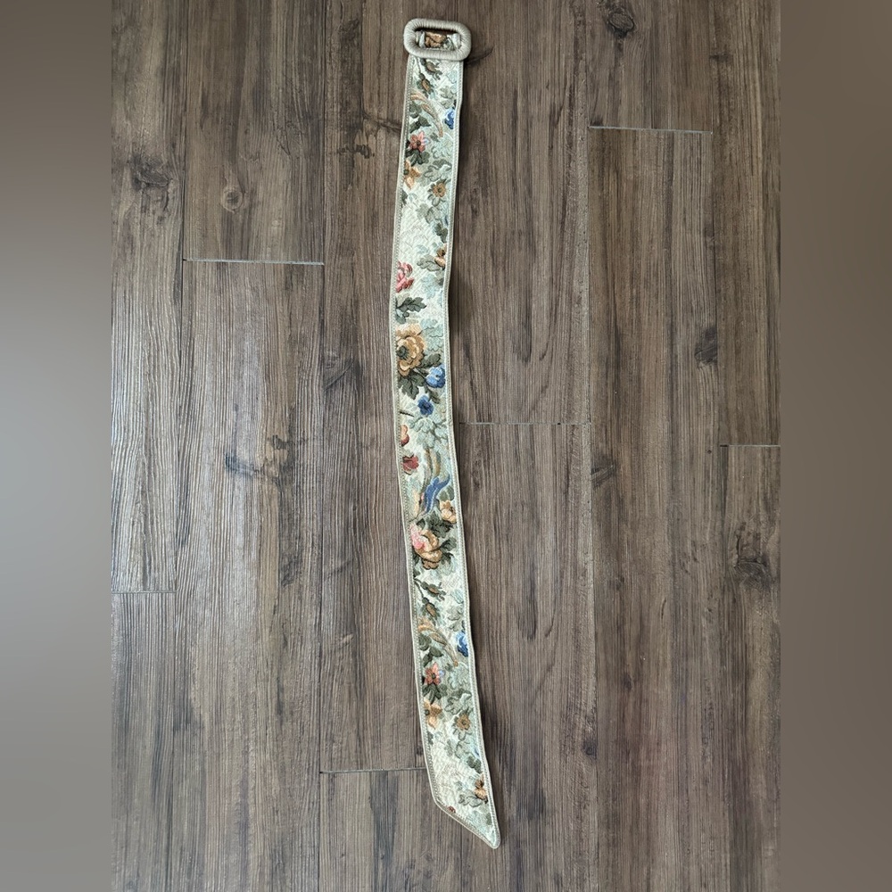 Vintage Floral Tapestry Belt - Picture 8 of 14